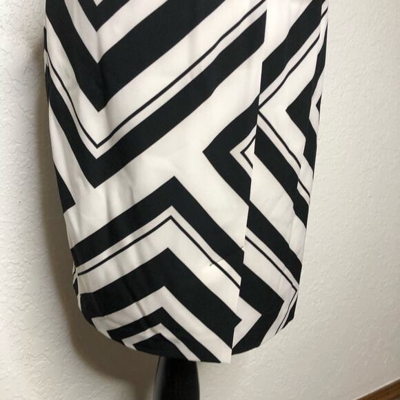 Cache black white chevron peplum belted sleeveless sheath dress size 6 NWOT - Picture 13 of 16